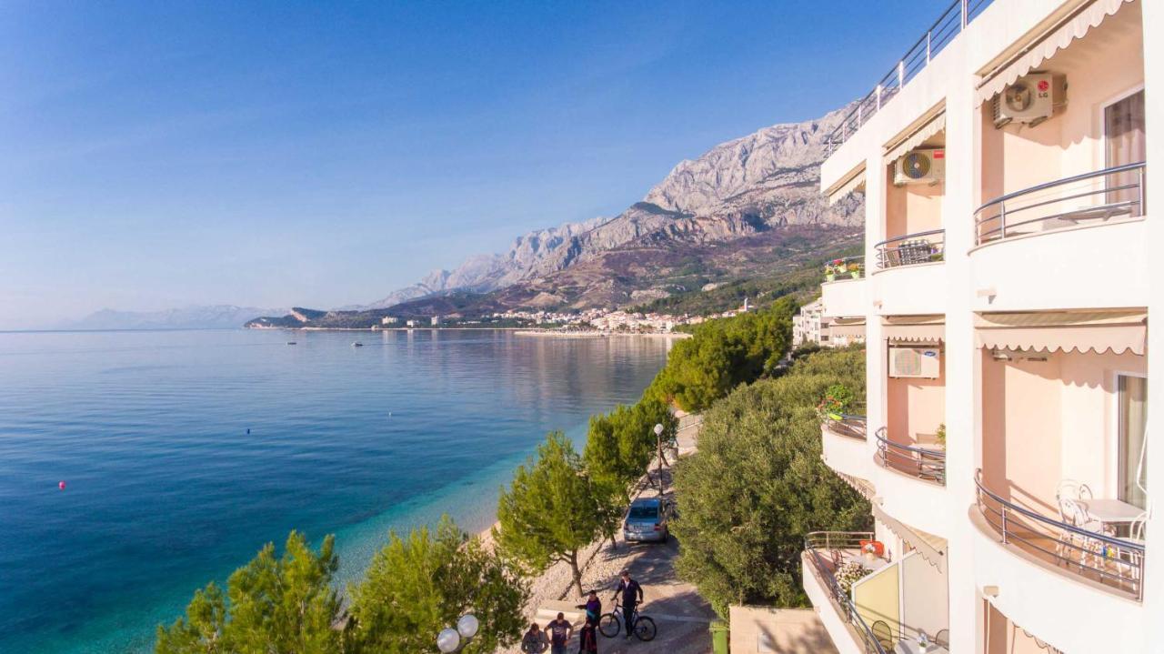 Apartment Marijan - Beachfront Tucepi