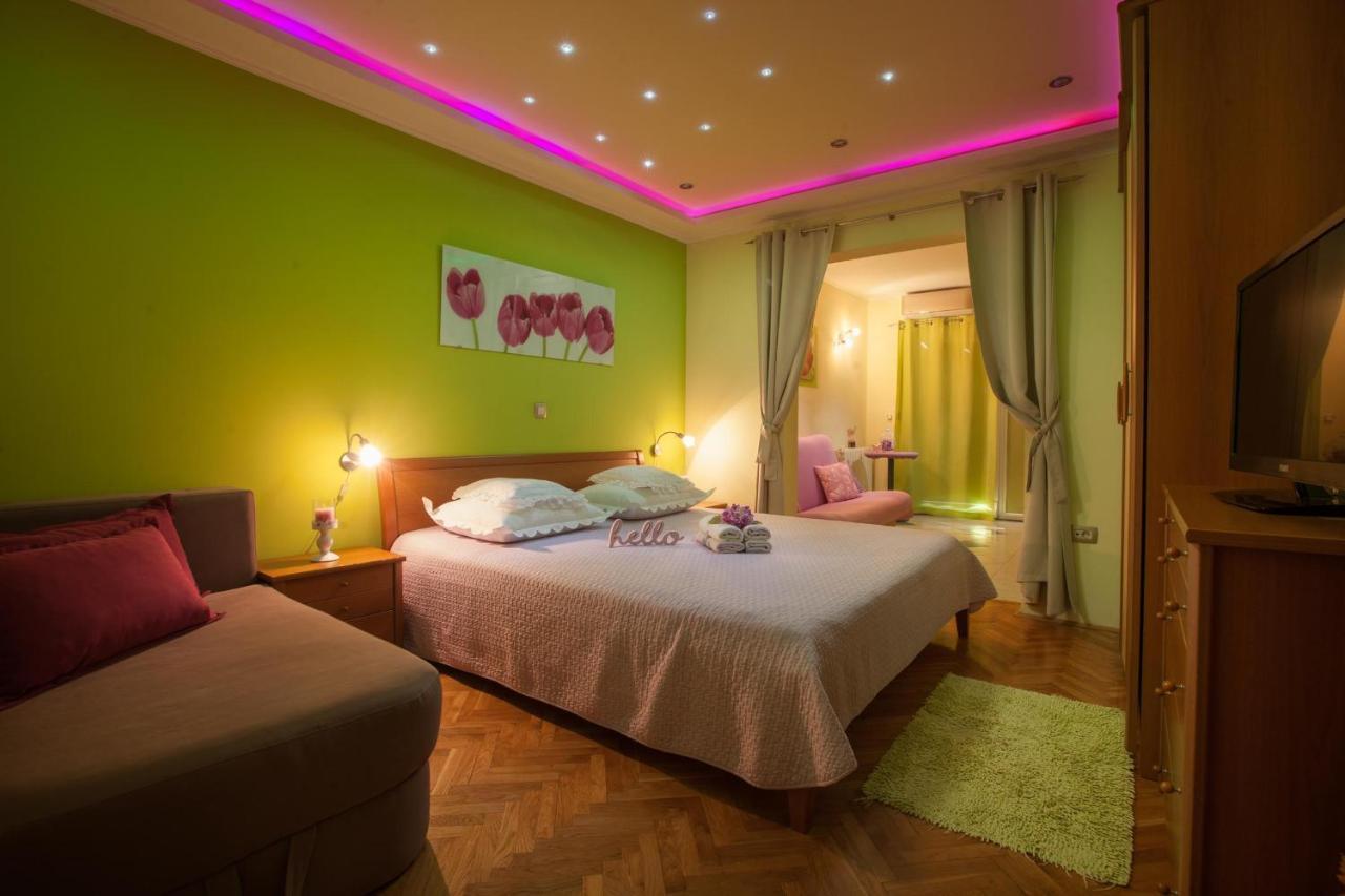 Marijan - Beachfront Apartment